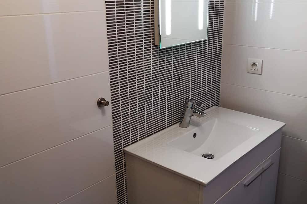 Ganze Wohnung, Neue Wohnung Zu Vermieten In Playa De Piles in Piles, Costa de Valencia
