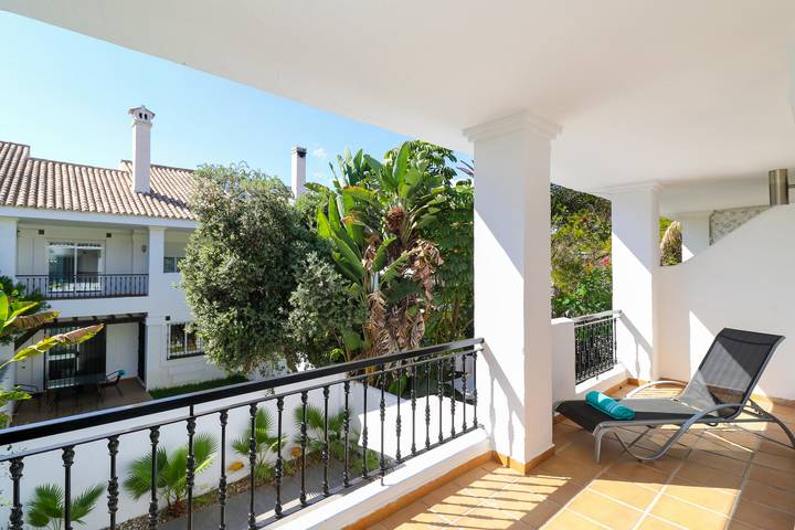 Los Naranjos Marbella casa adosada in Nueva Andalucia Golf Valley, Marbella
