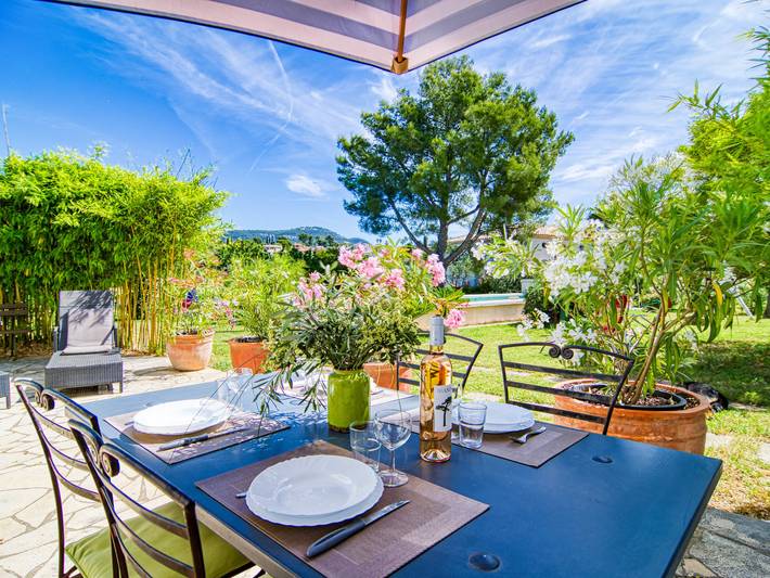 Ferienwohnung für 4 Personen, mit Terrasse und Garten in Sanary-sur-Mer - 2