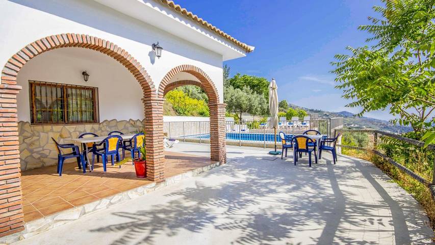 Finca für 10 Personen, mit Pool und Balkon/Terrasse, mit Haustier in Cómpeta - 4