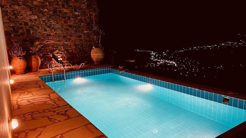 Villa pour 8 personnes, avec vue ainsi que terrasse et piscine dans Elounda - 4