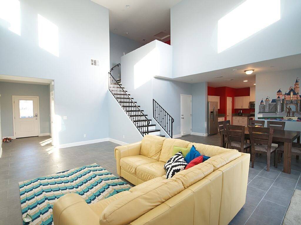 Funtierland + Walt's Place + In der Nähe von Disney + Pool + Splash Pad + Netflix in Anaheim, Orange County