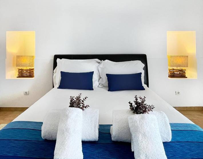 Gîte pour 5 personnes, avec jardin ainsi que piscine et vue, adapté aux familles à Zambujeira do Mar - 3