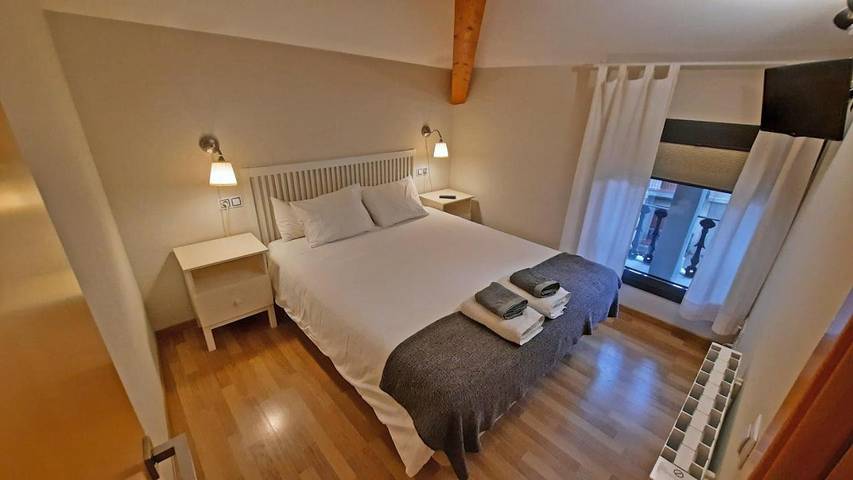 Location de vacances pour 6 personnes, avec Balcon à Ripoll