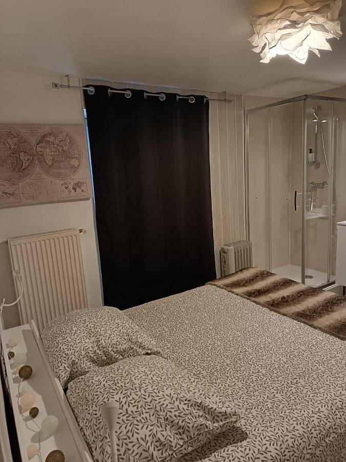 Location de vacances pour 2 personnes, avec vue et jardin dans Porte-de-Savoie - 3