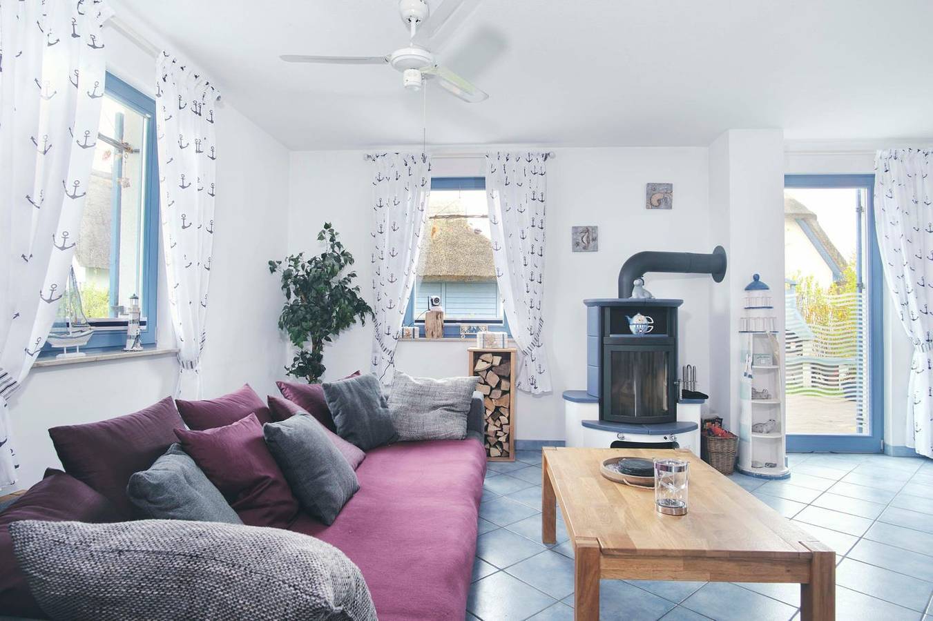 Ferienhaus für 4 Erwachsene, 1 Kind und 2 Hunde. in Glowe, Rügen