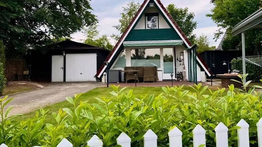 Ferienhaus für 4 Personen, mit Garten in Ammerland