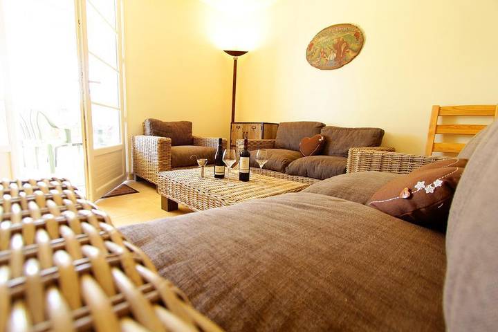 Gîte pour 4 personnes, avec terrasse, animaux acceptés