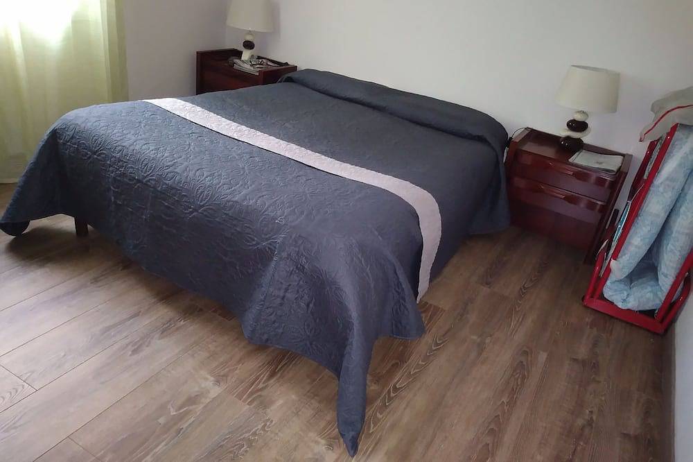 Maison T4 - 3 chambres - 6 personnes - centre ville in Ax-les-Thermes, Pyrénées