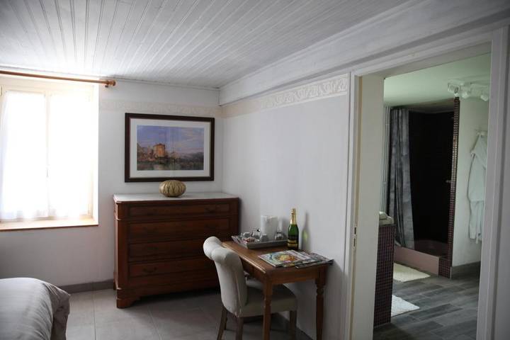 Chambre d’hôte pour 2 personnes, avec terrasse ainsi que vue et jardin dans Parc naturel régional Normandie-Maine - 2