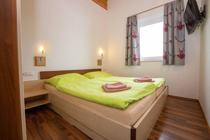 Hütte für 8 Personen, mit Balkon und Sauna in Königsleiten