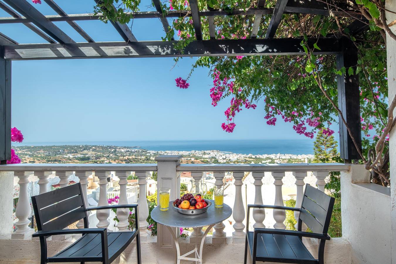 Geheel vakantieappartement, Vakantieappartement voor 10 personen met terras in Koutouloufari, Iraklio-Heraklion en omgeving