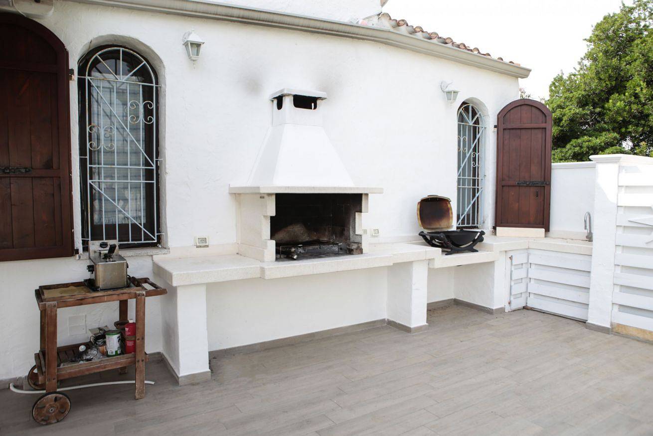 Ferienhaus für 6 Personen mit Balkon/Terrasse in Porto Columbu, Sarroch