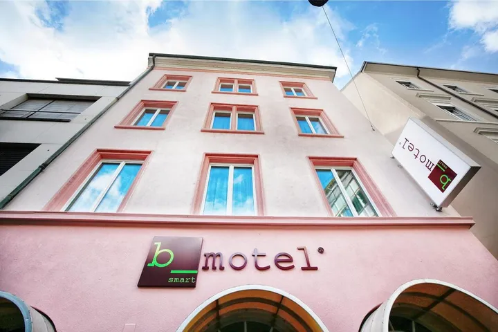 Hotel para 2 personas - 1