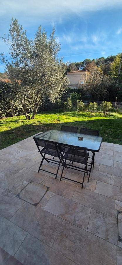 Appartement de vacances pour 4 personnes, avec jardin et vue