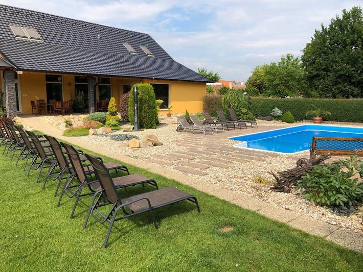 Dom gościnny dla 10 osób, z ogród i sauna oraz widok i basen - 1