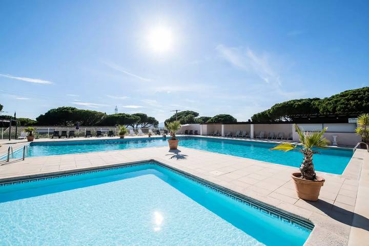 Gîte 2 Chambres 4 Personnes Pmr in Fréjus, Côte méditerranéenne (France)