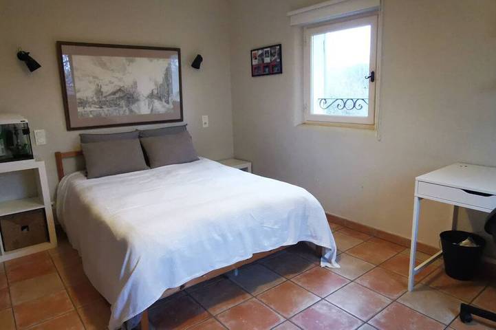 Location de vacances pour 8 personnes, avec jardin et terrasse à Caseneuve - 3