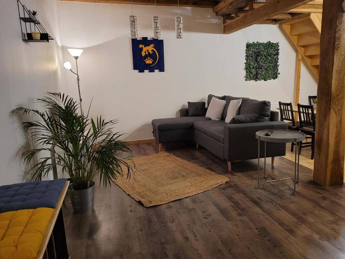 Two-Bedroom House in Thoury (Loir-et-Cher), Sologne
