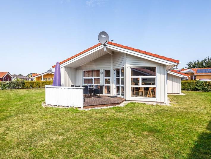 Ferienhaus für 6 Personen, mit Terrasse und Whirlpool sowie Garten und Pool in Lensterstrand - 3
