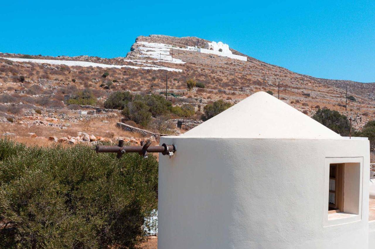 Xaraki Traditional Houses in Folégandros