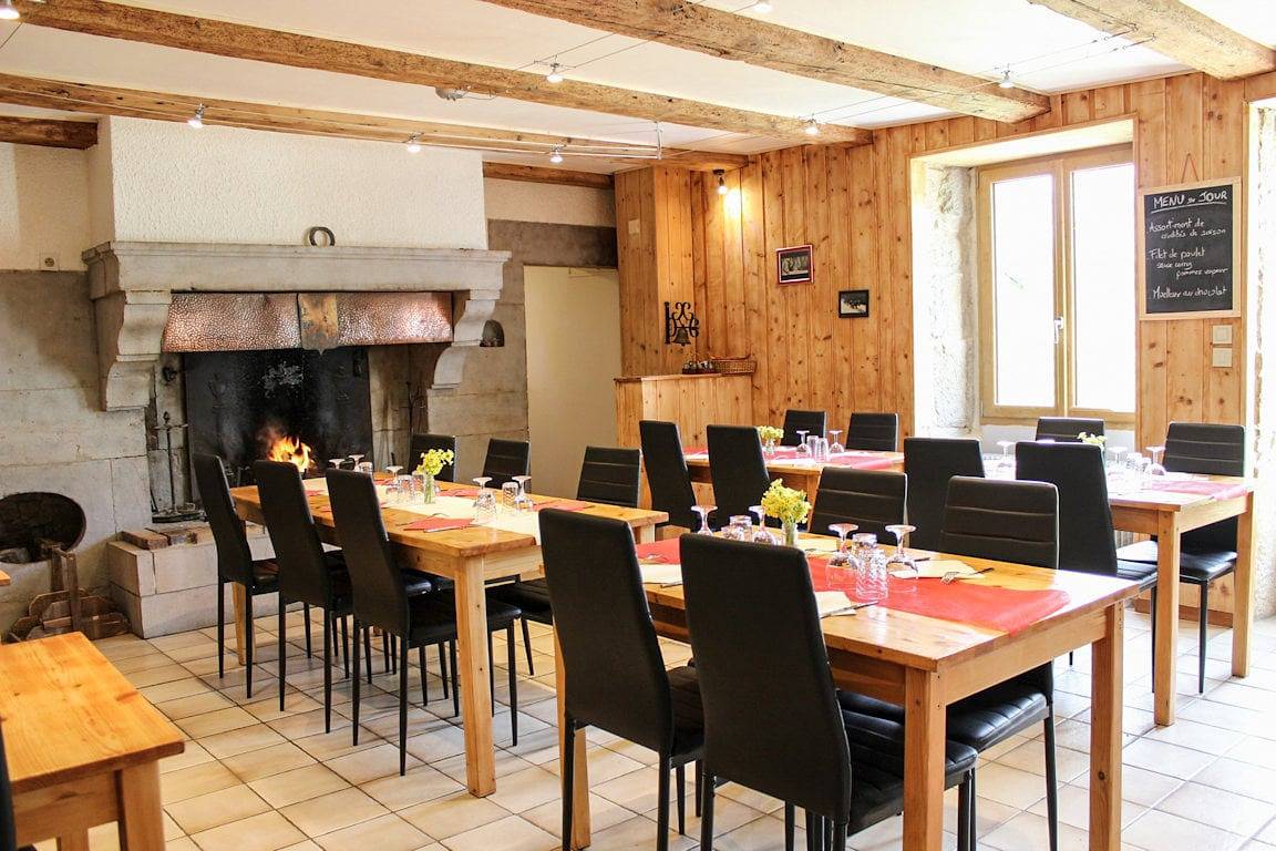 Ancien Relais de la Voie du Sel - Chambre 1 in Chapelle-d'Huin, Doubs