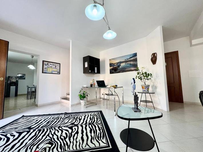 Chambre d’hôte pour 3 personnes, avec balcon et vue à Giardini-Naxos - 2