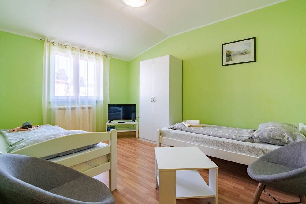 Ganze Wohnung, \"\" mit privater Terrasse in Medulin Stadt, Medulin