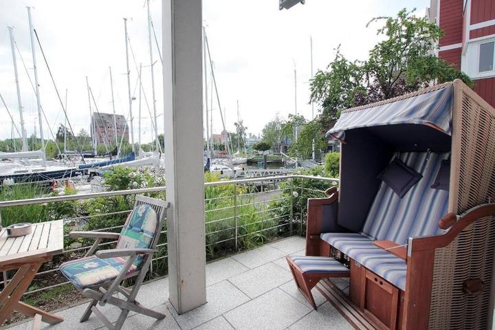 Ferienwohnung für 6 Personen, mit Balkon und Terrasse in Greifswald - 2