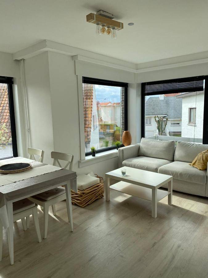Vakantiewoning voor 4 personen, with Balkon and Terras as well as Sauna and Uitzicht in Wenduine