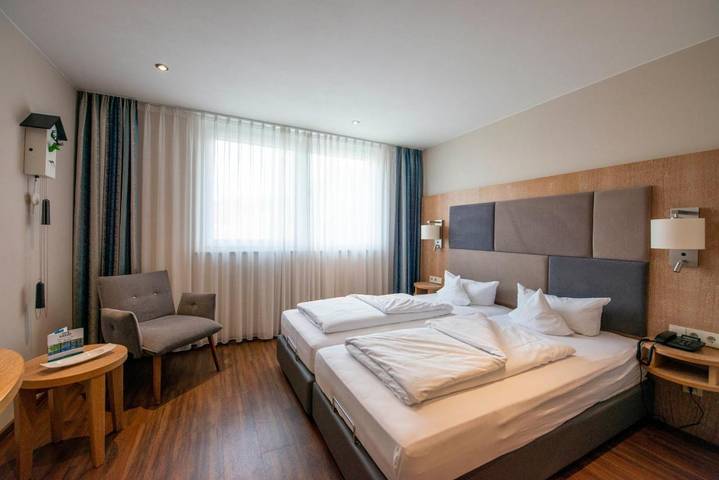 Hôtel pour 2 personnes, avec Terrasse et Jardin ainsi que Piscine et Sauna à Glottertal - 3