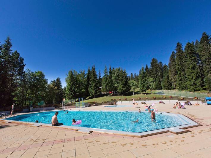 Gîte pour 5 personnes, avec terrasse ainsi que piscine et sauna, animaux acceptés dans Doucy - 3