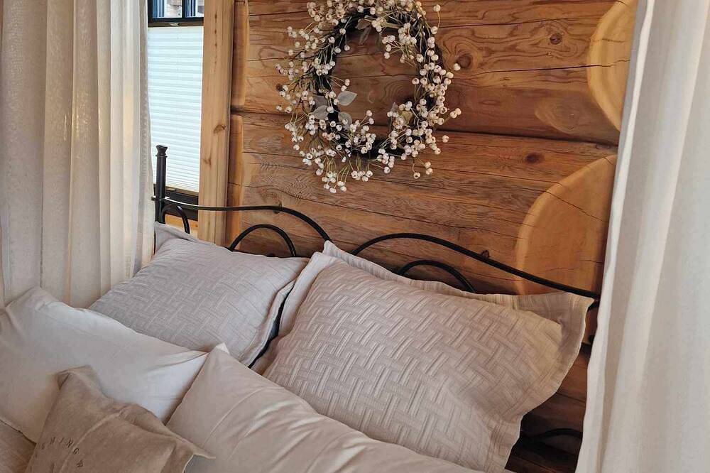 Eveningwood Luxus Blockhaus mit Sauna in Heimbuchenthal, Mainviereck