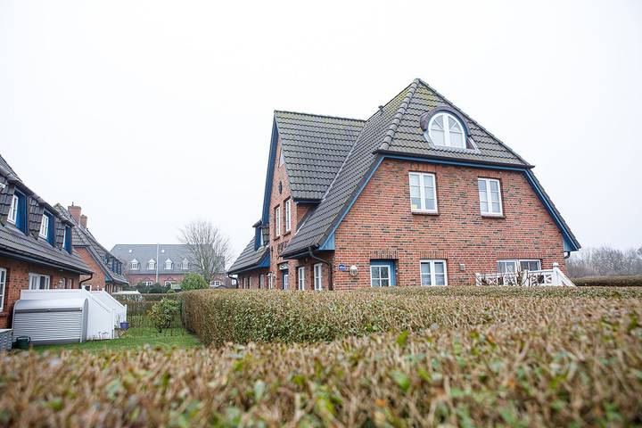 Ferienwohnung für 4 Personen, mit Terrasse und Garten in Oldsum - 2