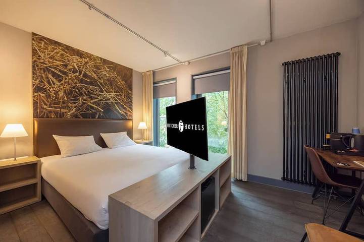 Hotel für 3 Personen, mit Garten