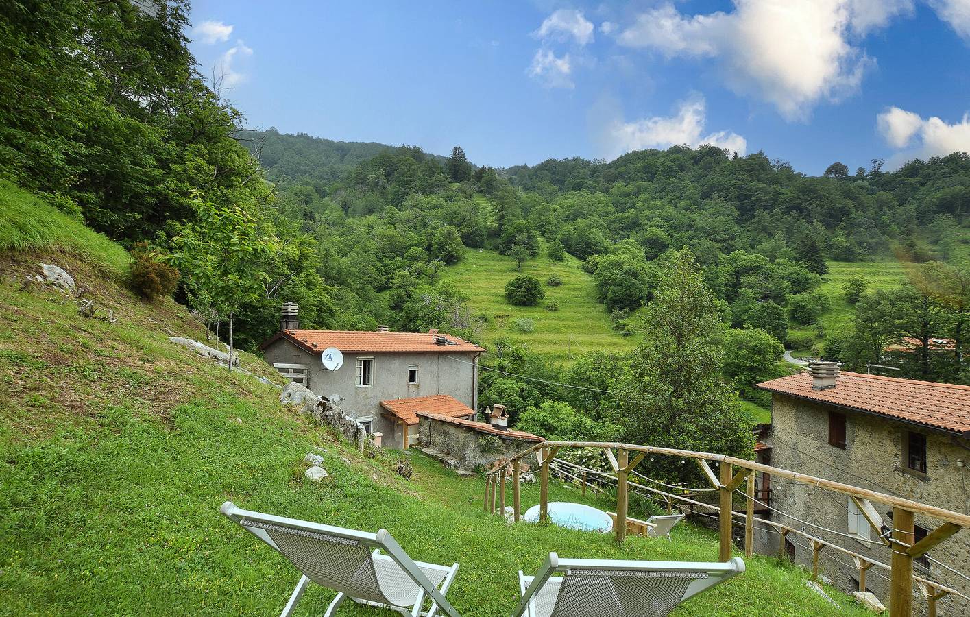 Gemütliche Gartenwohnung mit Kamin und Parkplatz! in Stazzema, Italienische Riviera