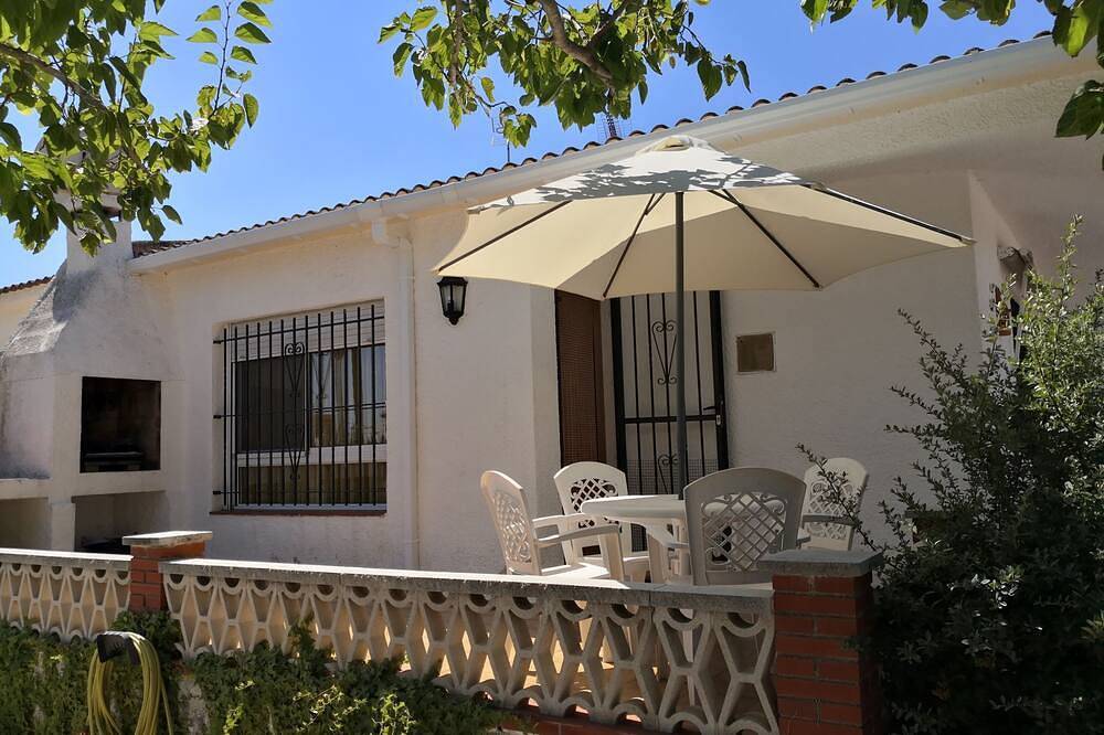 Chalet tranquilo, Jardin, Playa 350m, Pesca (Mar, Rio, Barco) / Riomar in Riumar, Delta del Ebro