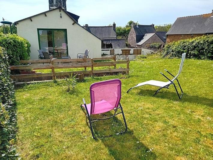 Location de vacances pour 5 personnes, avec jardin à Tréveneuc - 3