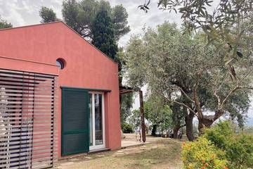 Villa pour 6 personnes, avec jardin et terrasse, animaux acceptés à Imperia