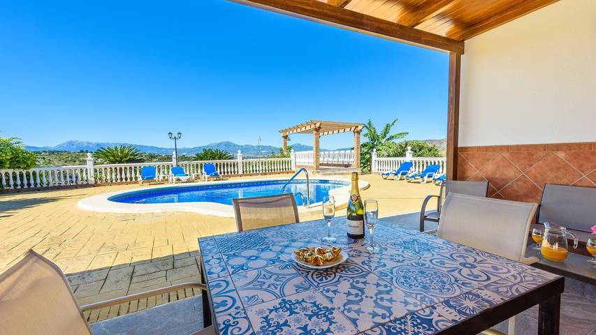 Casa rural para 8 personas, con piscina y balcón/terraza en Alhaurín de la Torre - 4
