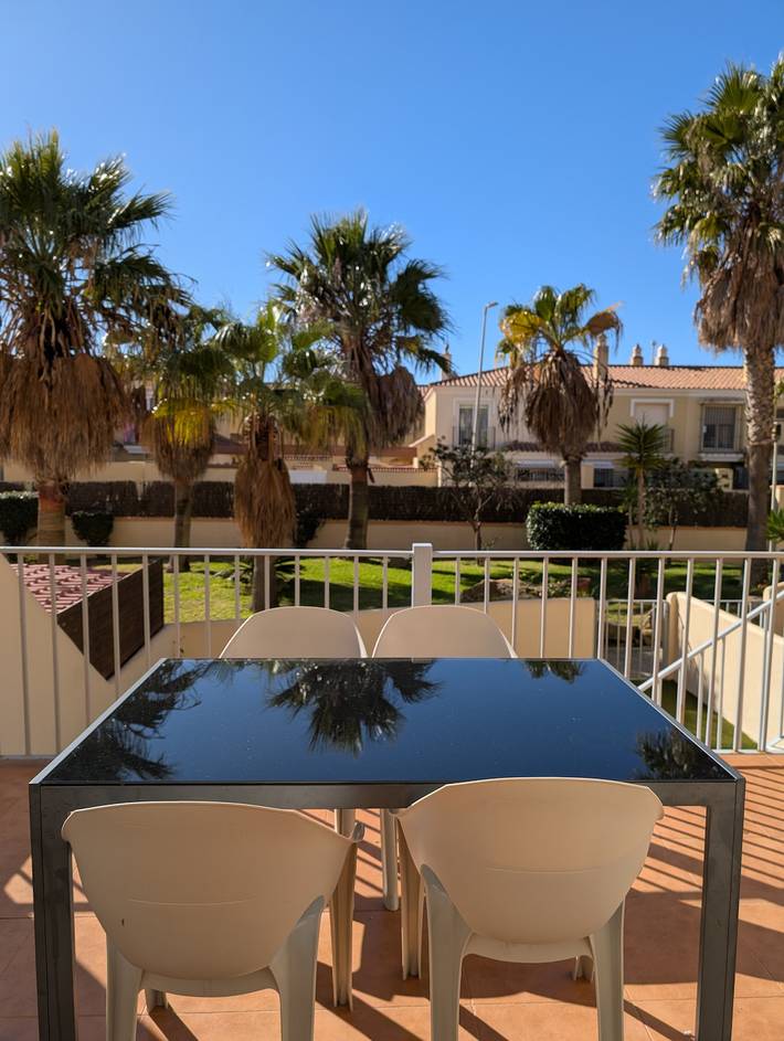 Apartamento para 5 personas, con terraza y jardín en Tarifa