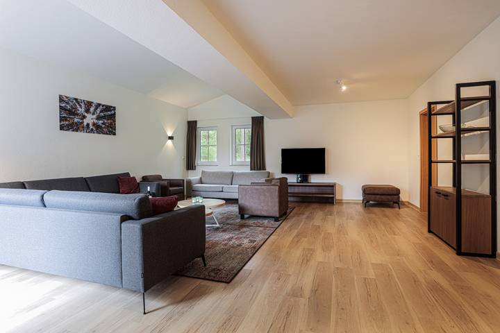 Ferienhaus für 10 Personen, mit Terrasse und Balkon/Terrasse in Molbergen - 2