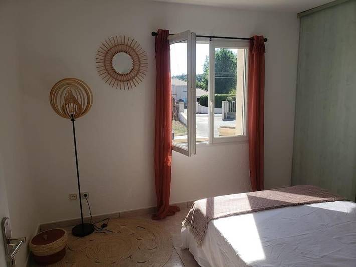 Location de vacances pour 12 personnes, avec jacuzzi ainsi que jardin et piscine, adapté aux familles à Port-Saint-Père - 3