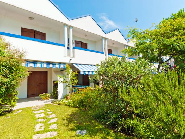 Ferienhaus für 7 Personen, mit Terrasse und Kinderpool sowie Garten, mit Haustier in Bibione - 2