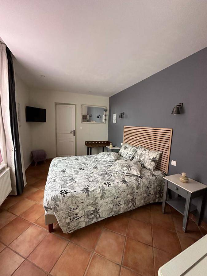 Chambre d’hôte pour 2 personnes, avec Terrasse ainsi que Jardin et Vue