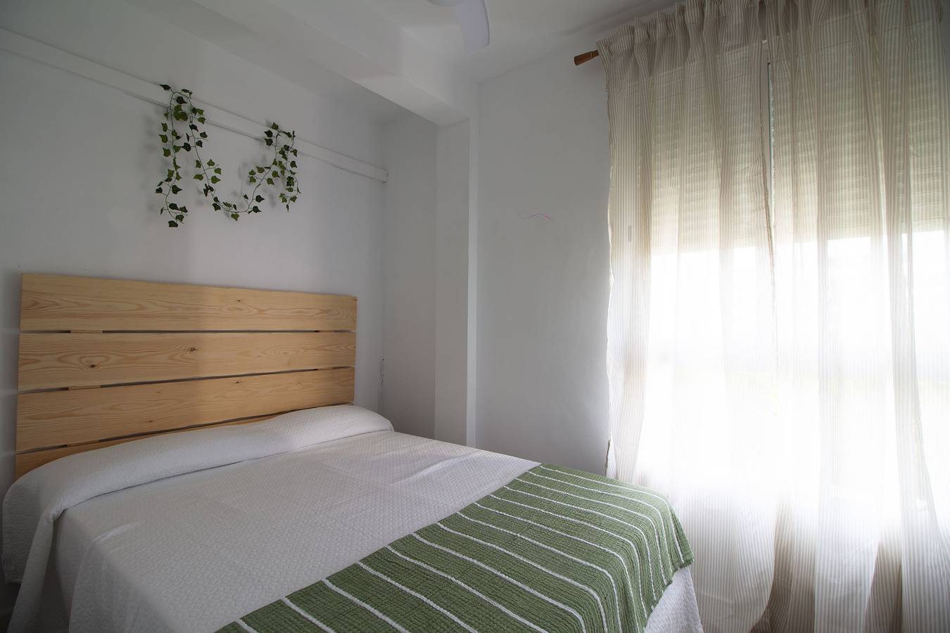 Apartamento entero, Lightbooking Nacita terraza a metros de la playa in Valdelagrana, El Puerto de Santa María