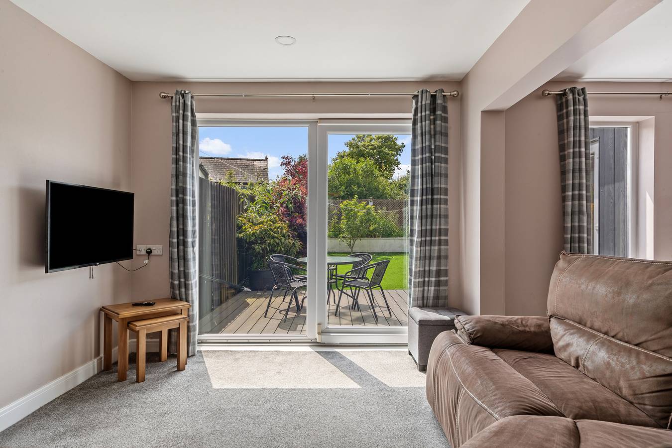 Roslen - Lovely Bungalow, Near Beach and Village in Saundersfoot, Pembrokeshire