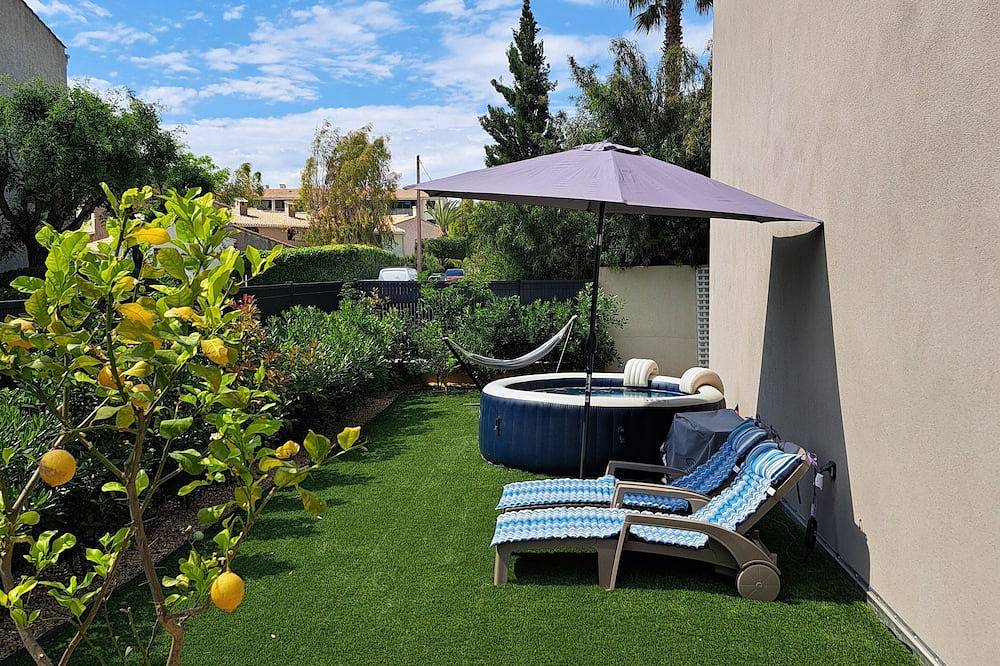 Villa pour 4 Personnes dans Saint-Cyr-sur-Mer, Région de Toulon
