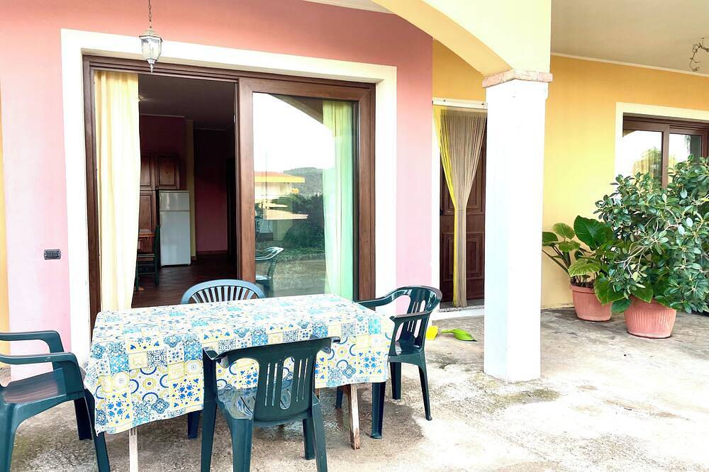 Entire apartment, \"  Le   Palme  Bari Sardo  \" in Bari Sardo, Ogliastra Province