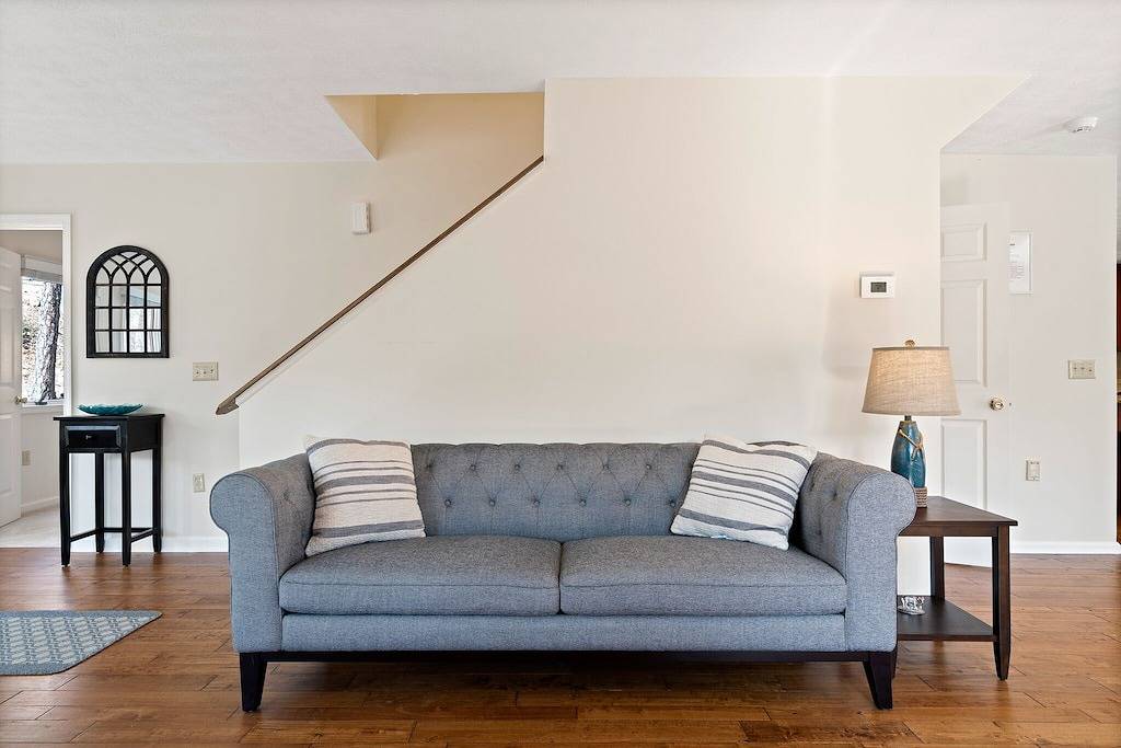 Hidden Haven - Kids friendly home, Great Location, Extended Deck, Outdoor Dining in Massanutten, Blue Ridge Mountains